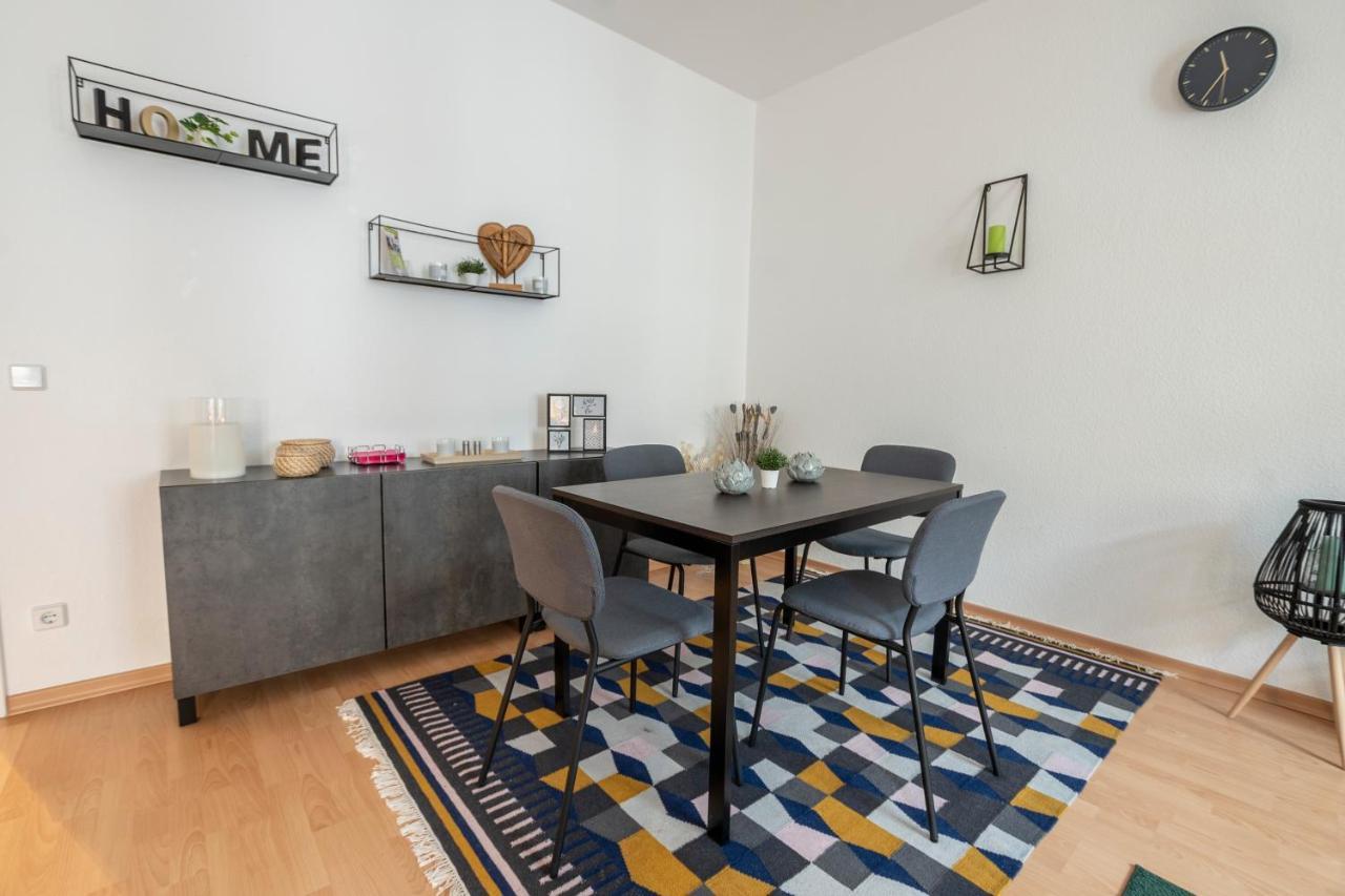 Zwickau Mittendrin, Tolles Balkon-Apartment Екстериор снимка