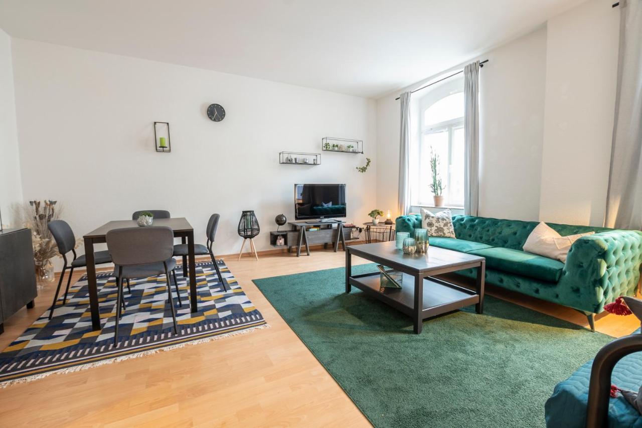 Zwickau Mittendrin, Tolles Balkon-Apartment Екстериор снимка
