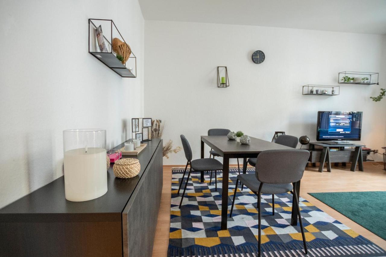 Zwickau Mittendrin, Tolles Balkon-Apartment Екстериор снимка